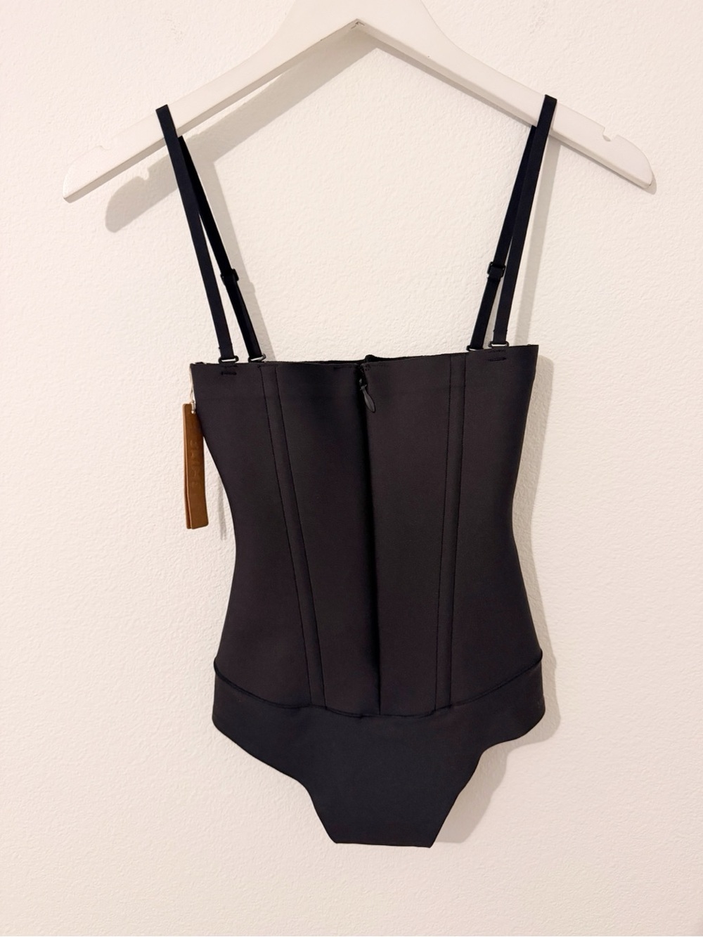 NWT SKIMS Body Core Sculpt Waist Cincher Thong Bodysuit Black Size Medium M *